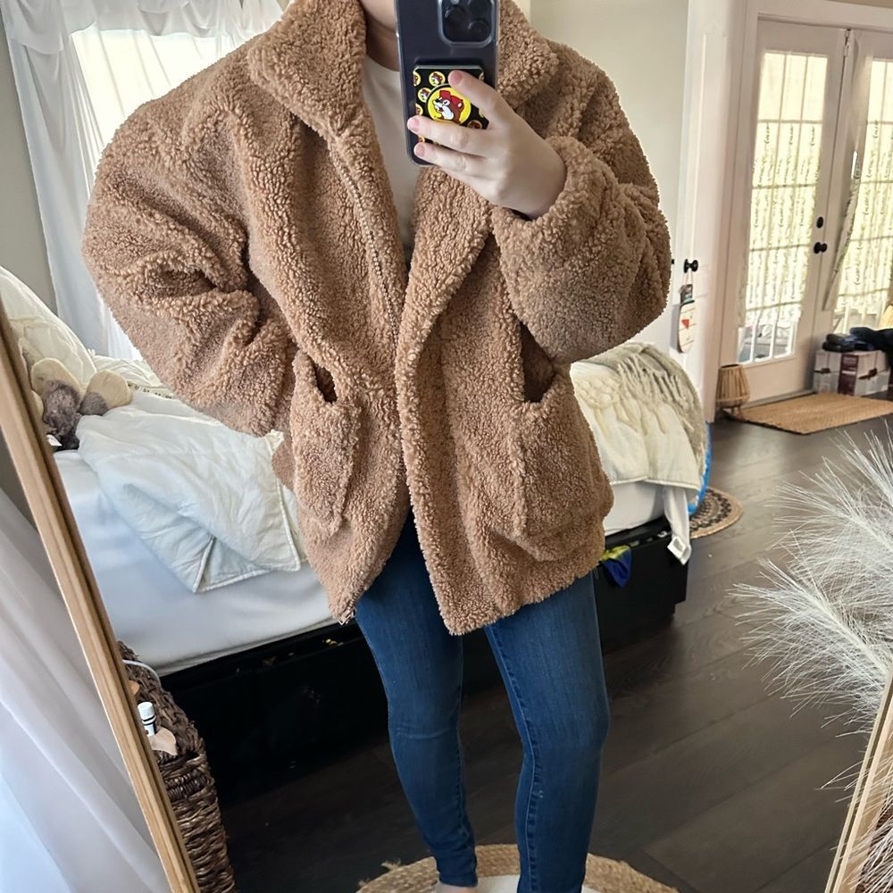 Vici Women’s Medium Brown Teddy Coat Pocket Jacket
